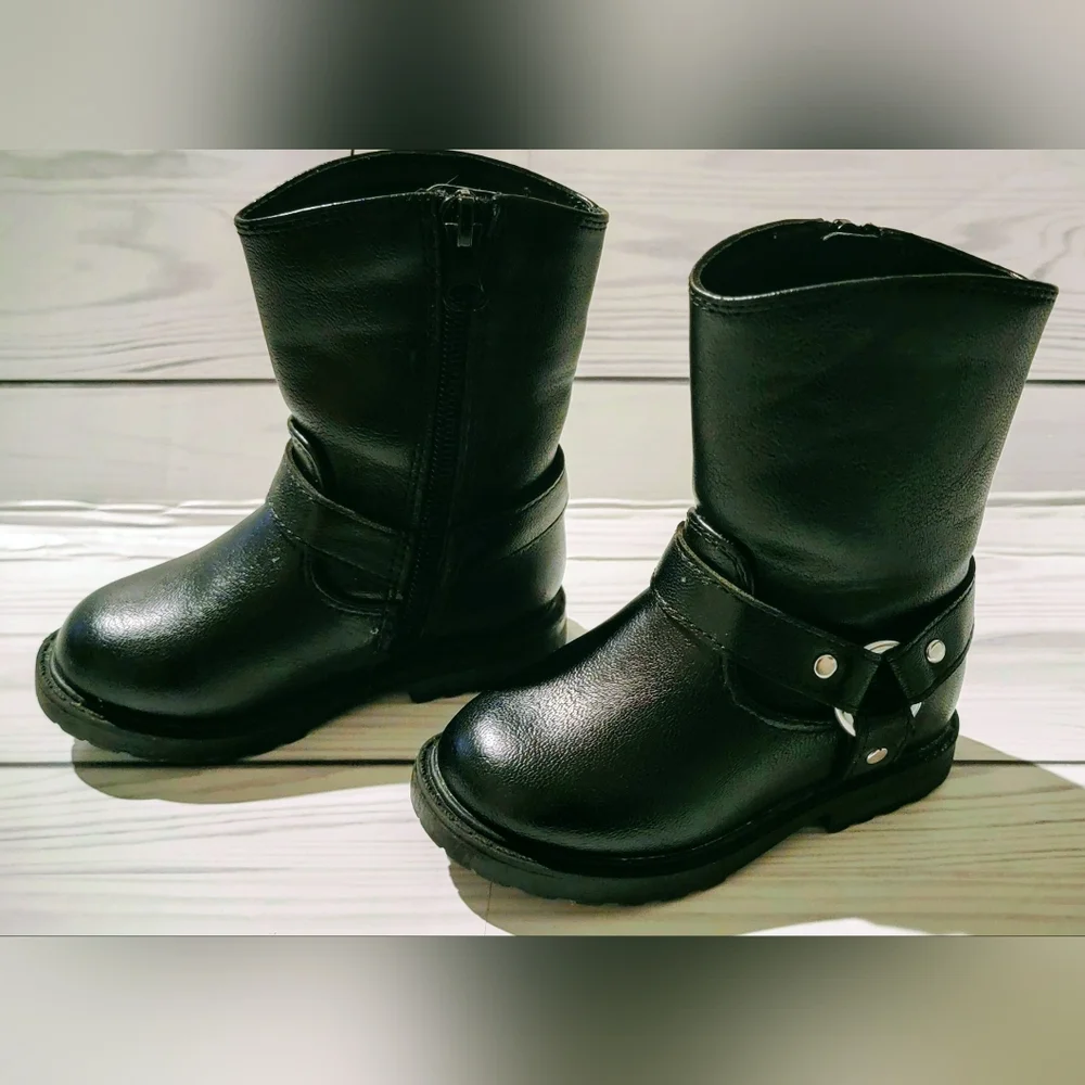 Cat & Jack Black Zip-Up Kids Boots Size 5
